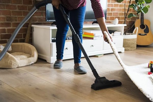 How Long Does It Take to Clean an Airbnb Los Angeles CA, 90019